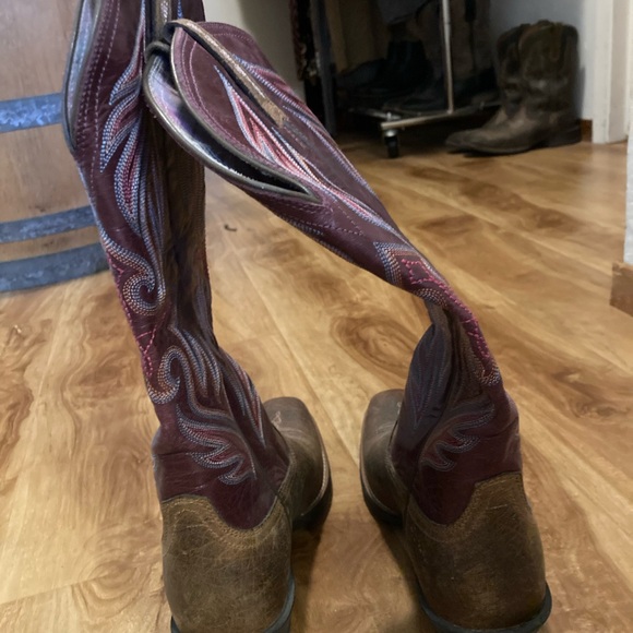 Ariat Western Boots - Picture 5 of 11